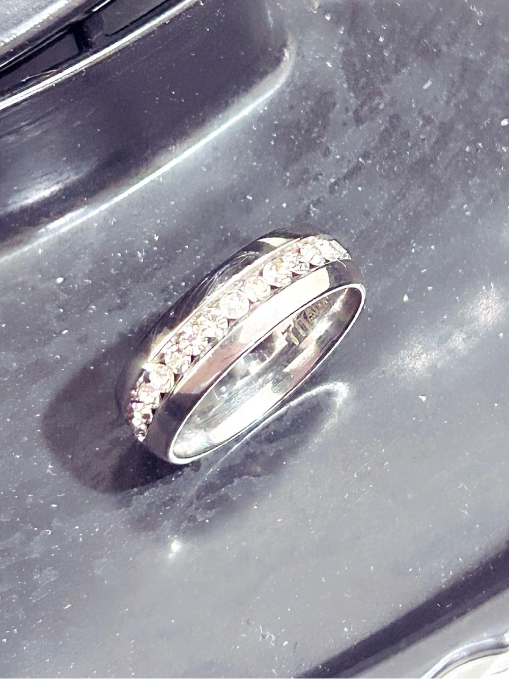 Titanium Sparkling Pave Cubic Zirconia Cuban Ring (US Size 7 or Size 6) - Picture 6 of 8